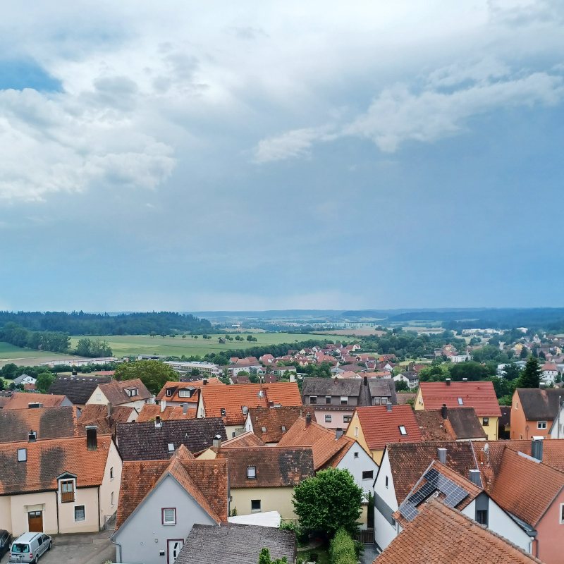 Blick vom Wasserturm Schillingsfürst ins Wörnitztal