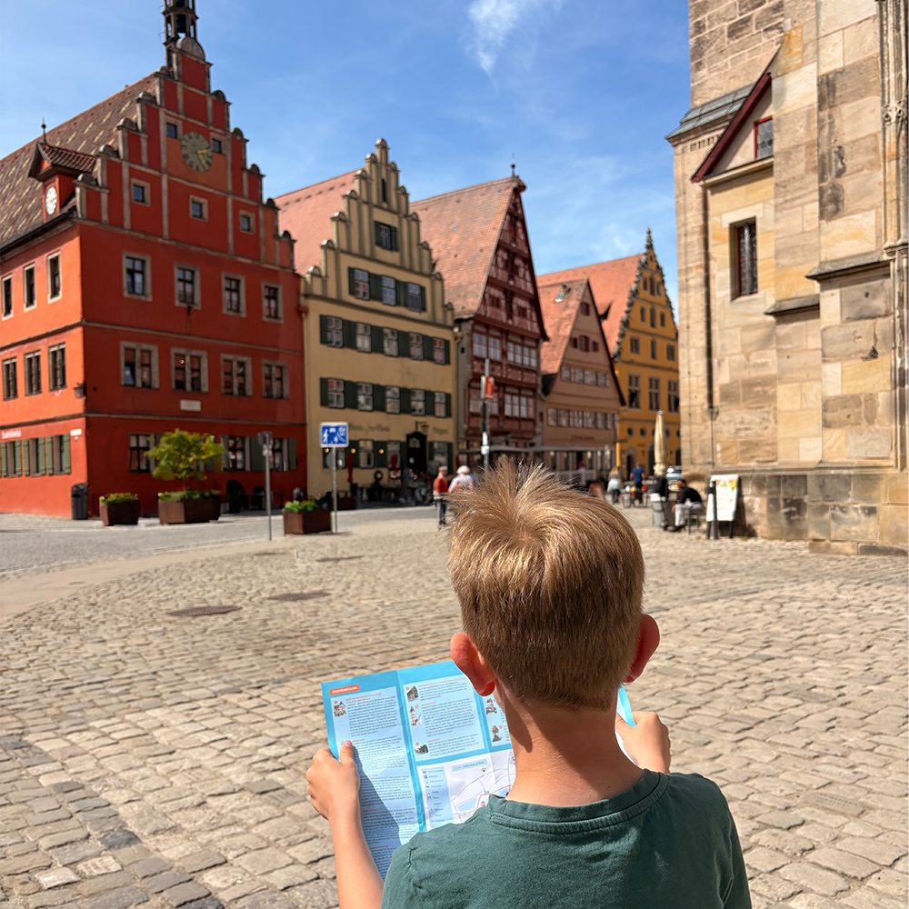 Unterwegs in der Altstadt von Dinkelsb&uuml;hl mit dem Kinderstadtf&uuml;hrer