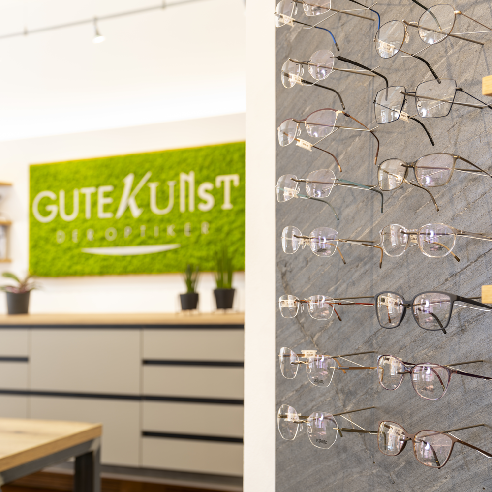 Brillen im Optiker Gutekunst in Feuchtwangen