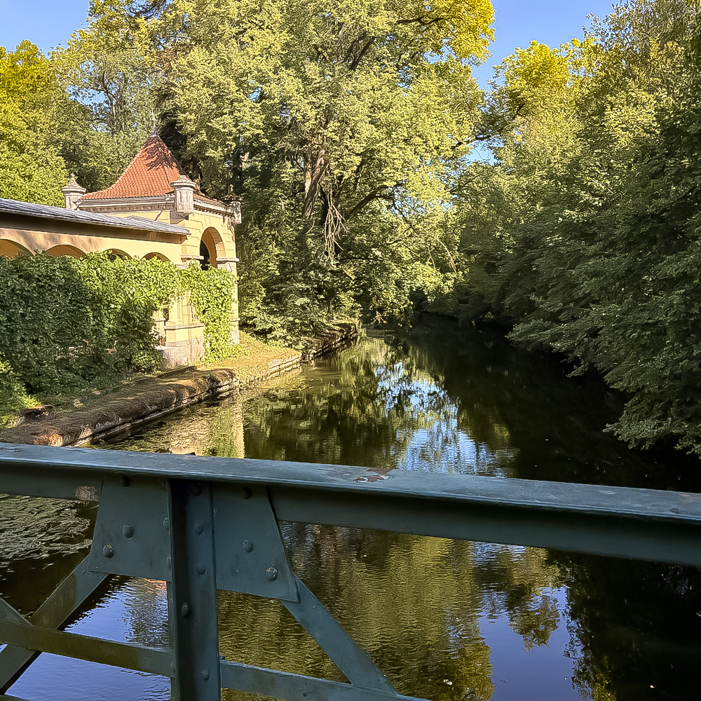 Die k&uuml;hle Tauber vor dem Wildbad in Rothenburg