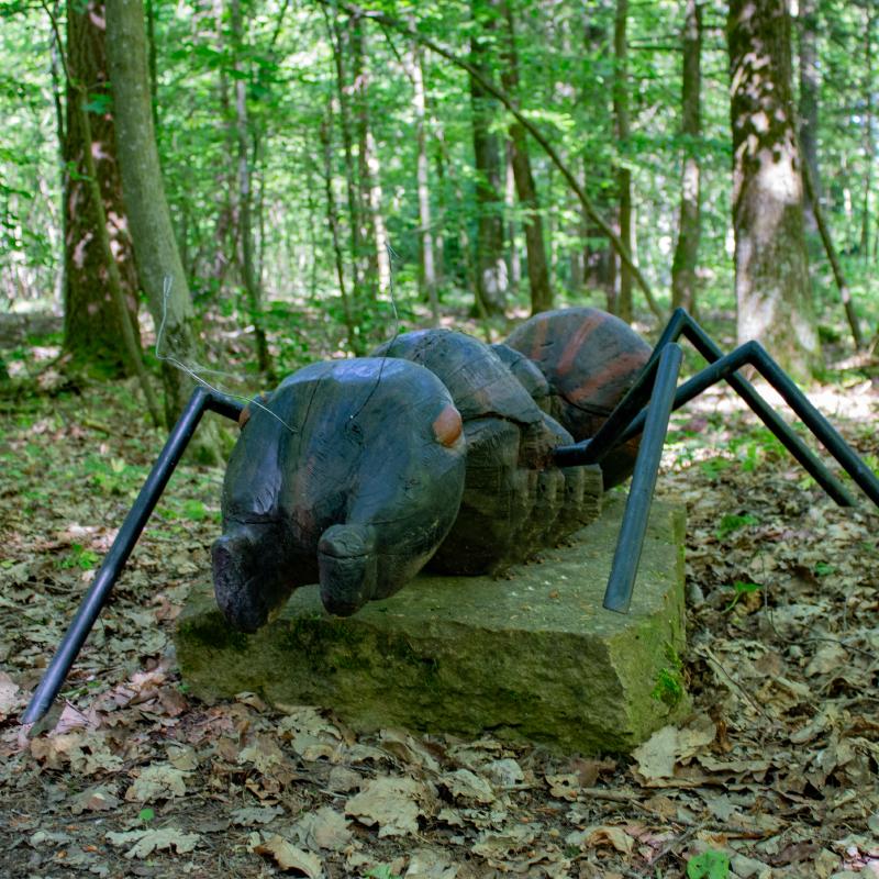 Ameisenskulptur auf dem Naturlehrpfad Ohrenbach