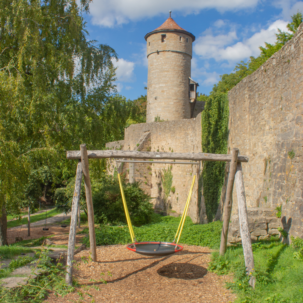 Spielplatz Neue Burg, Rothenburg ob der Tauber, Nestschaukel