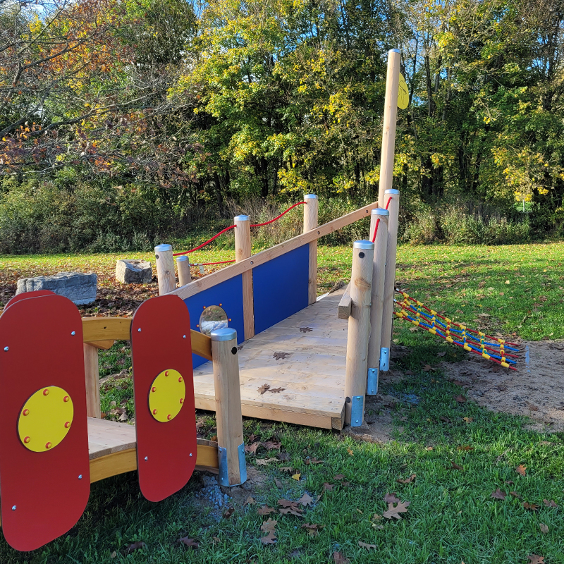 Piratenspielplatz am Bastenauer Weiher