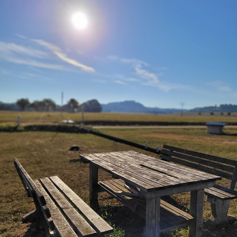 Spielplatz Gartenfeldweg Bellershausen Sitzbank