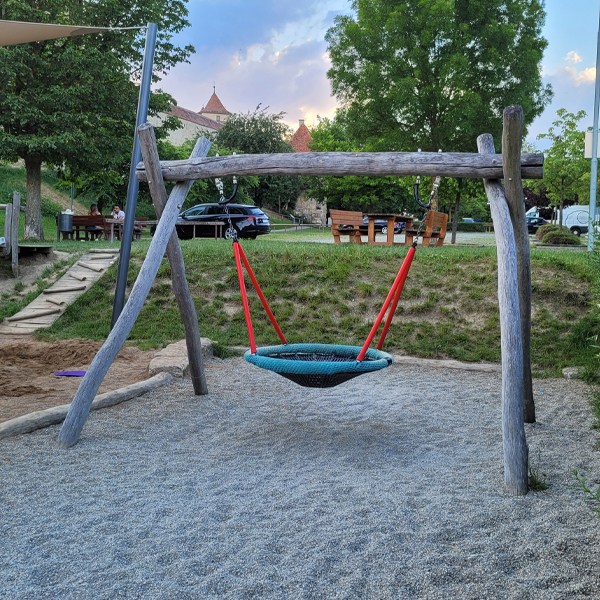 Spielplatz Hornburgweg Rothenburg ob der Tauber Nestschaukel