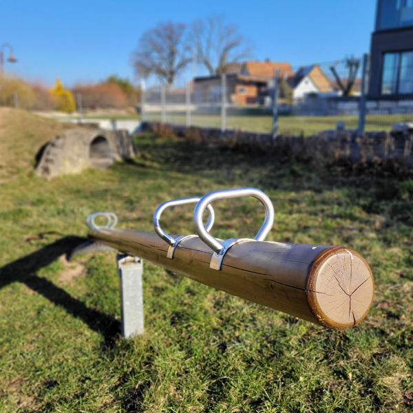 Spielplatz Kaiserlindenweg Schillingsfürst Wippe