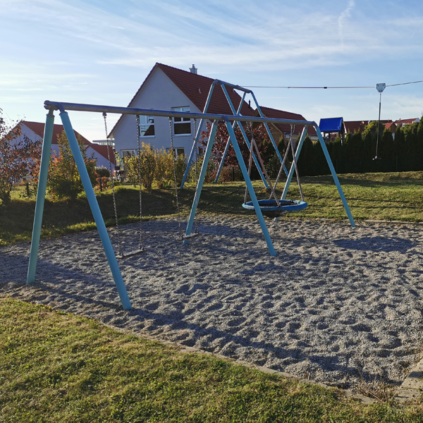 Spielplatz Lichtelweg Schaukel