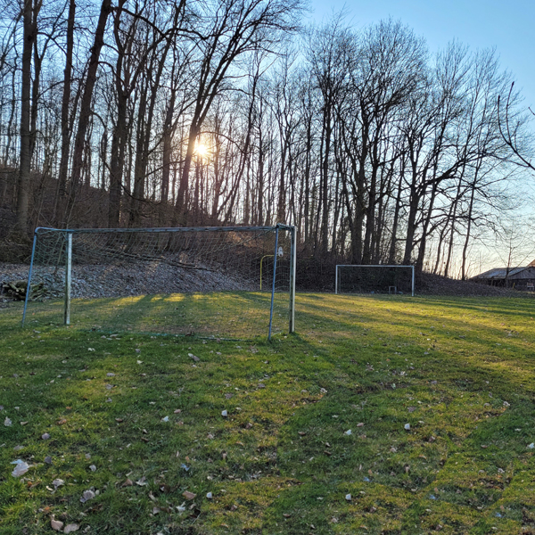 Fußballplatz Spielplatz im Schafhof