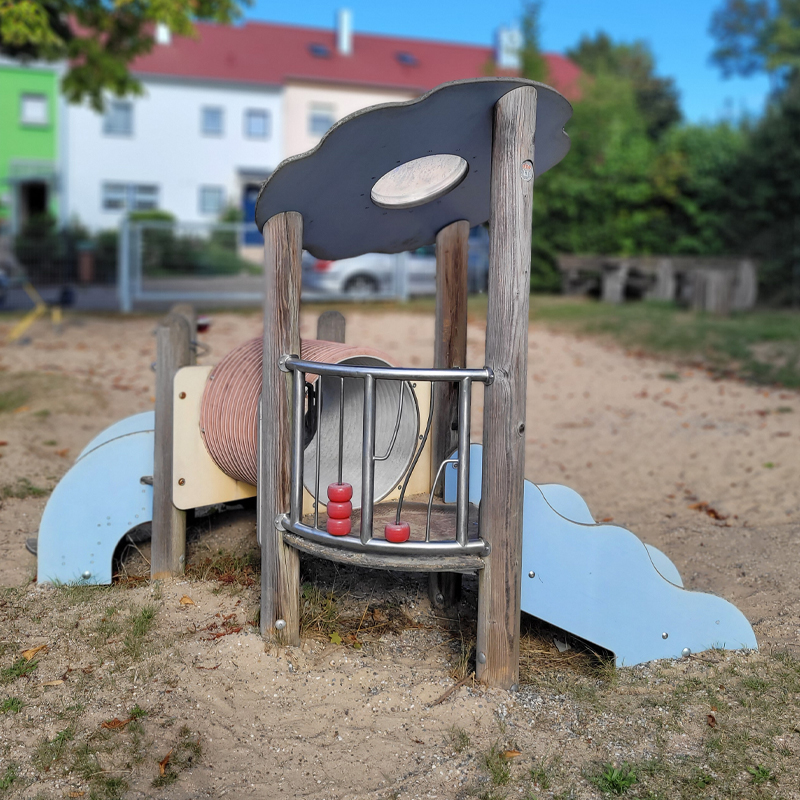 Spielplatz Schillingsfürster Straße, Schnelldorf: Rutsche für Kleinkinder